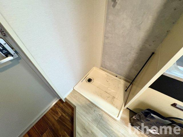 プラットホーム総持寺駅前の設備