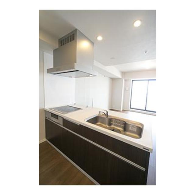 メルクマール京王笹塚レジデンスのキッチン|※写真は同タイプ住戸です。