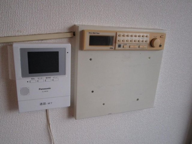 メトリブ三軒茶屋のセキュリティ|モニター付インターフォン