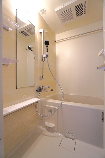 ＣＲＥＡＴＩＦ駒澤大学前の浴室|※写真は同タイプ住戸です。