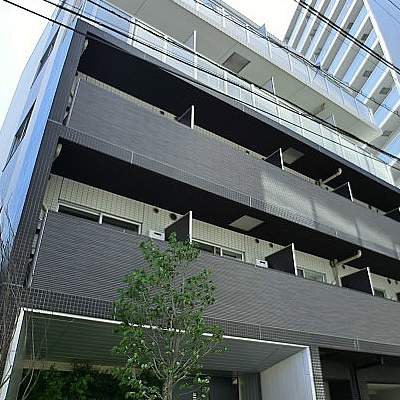ジェノヴィア渋谷本町グリーンヴェールの外観|落ち着いた雰囲気の外観です