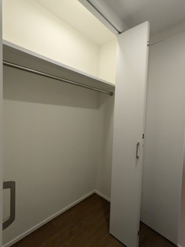 エルファーロ中野富士見町の収納|専用の収納スペースです