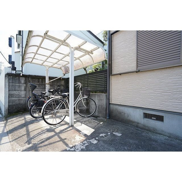 ガーデンコートのその他|駐輪場
