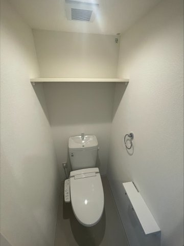 同じ施工会社の物件となります（現在建設中の為、イメージ写真、現状を優先します）