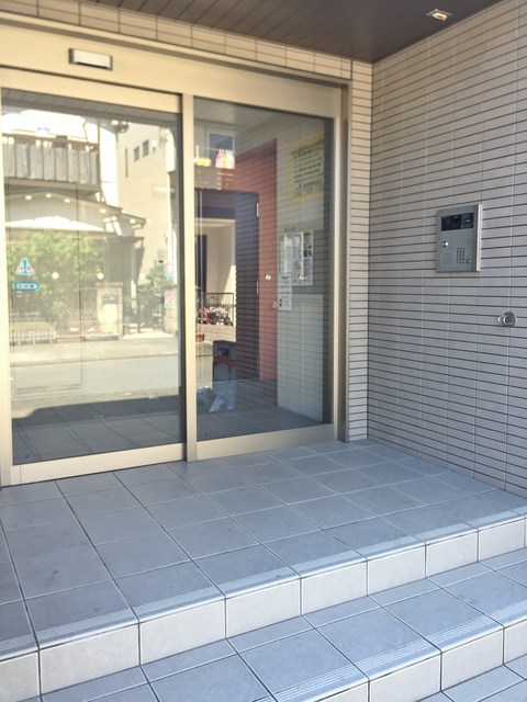 アベリアのエントランス