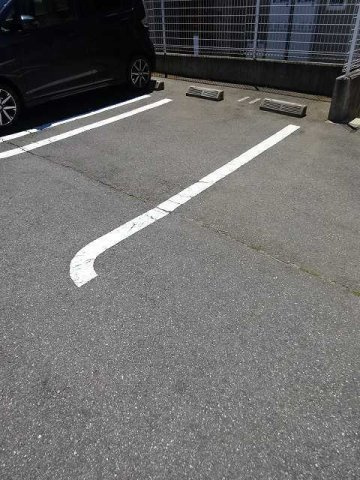 トエムフェルトＡの駐車場