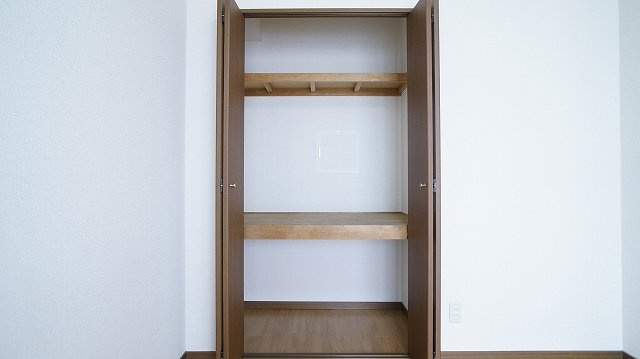 東上町林ビルの収納