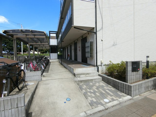 リブリ・エクセルのエントランス