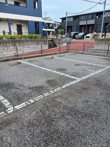ラディッシュⅣの駐車場