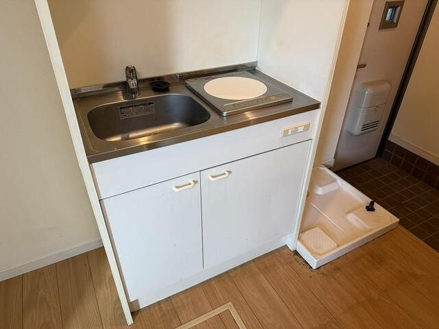 カリヨン港南のキッチン