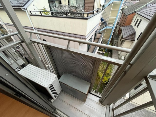 国立市富士見台２丁目の賃貸マンションのバルコニー