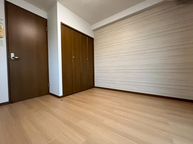 国立市富士見台２丁目の賃貸マンションの洋室