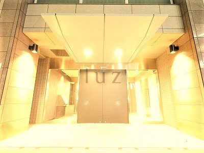ドゥーエ横浜駅前のエントランス|綺麗なエントランスです！