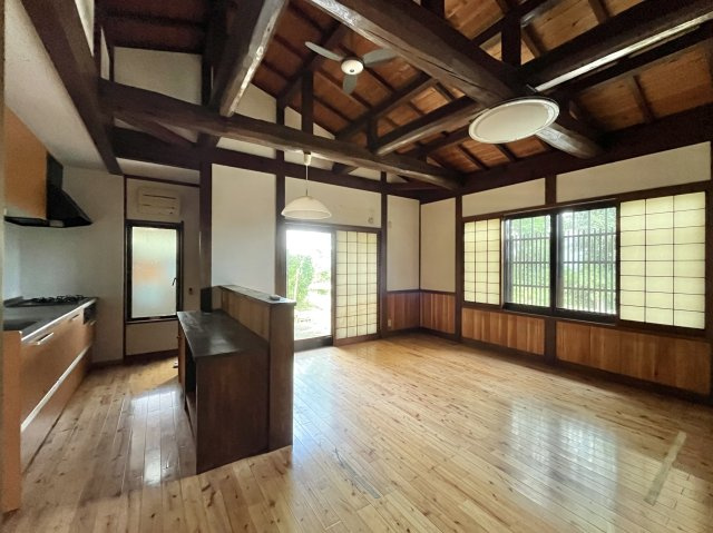 【居間・リビング】 | 周智郡森町三倉　中古住宅