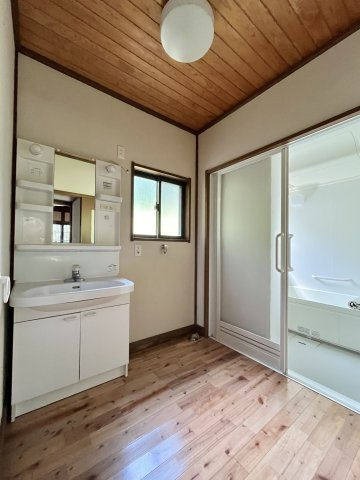 【脱衣所】 | 周智郡森町三倉　中古住宅