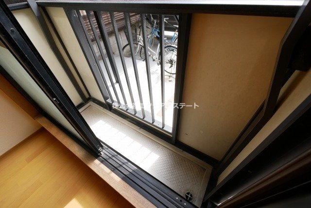 アネックス加賀屋のバルコニー