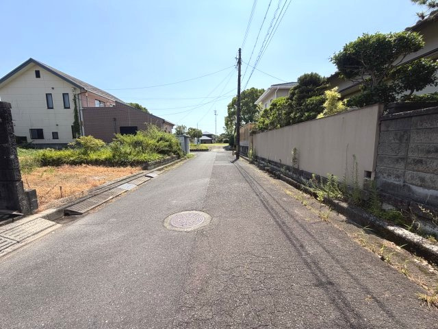 【前面道路含む現地写真】の画像