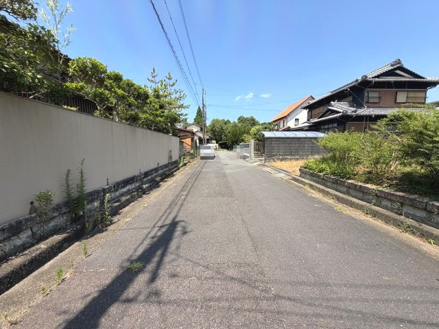 【前面道路含む現地写真】の画像