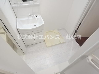 【洗面所】 | ハレマイレ・蘇我 | 明るい洗面所です