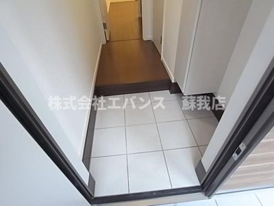【玄関】 | ハレマイレ・蘇我 | ゆったりとした玄関です