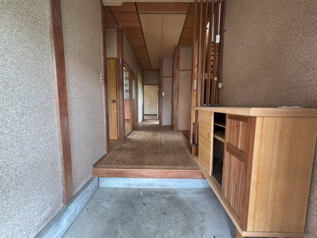 香取市堀之内　中古戸建の玄関