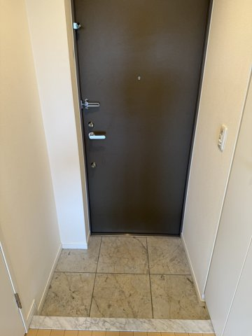 本郷エーワン東大前の玄関
