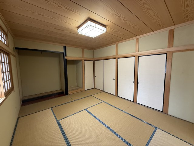 宮町680-5　　山本売家の和室