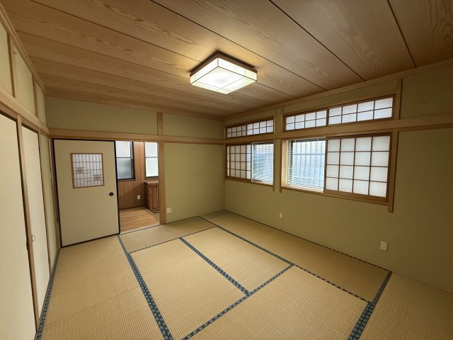 宮町680-5　　山本売家の和室