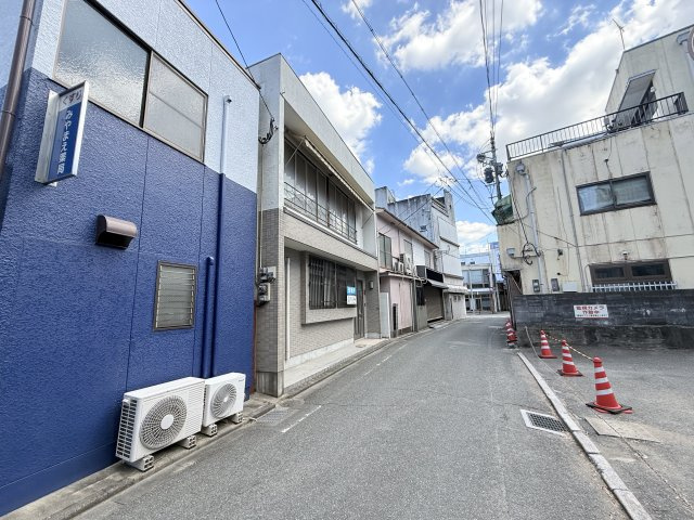 宮町680-5　　山本売家の前面道路含む現地写真
