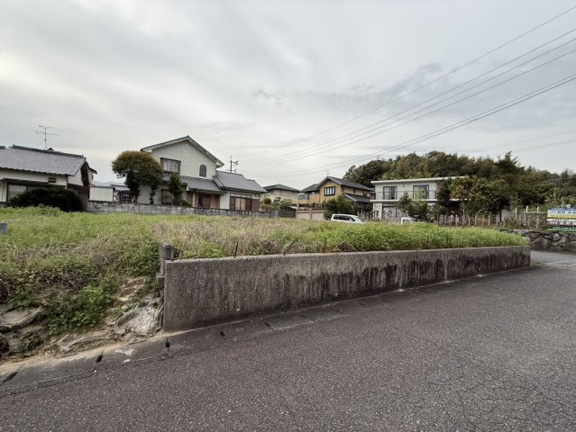 太郎丸405-42　　中地の外観