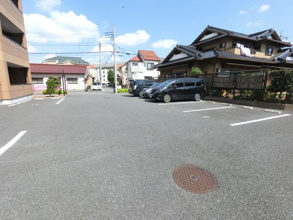 【駐車場】