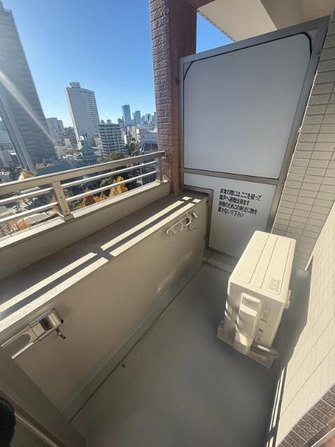 ドゥーエ両国のバルコニー
