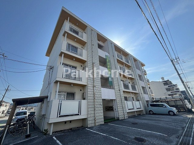 市川マンションⅠの外観