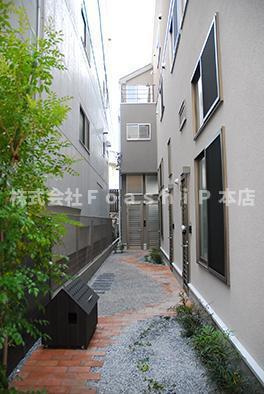 グランエッグス高円寺Eのエントランス