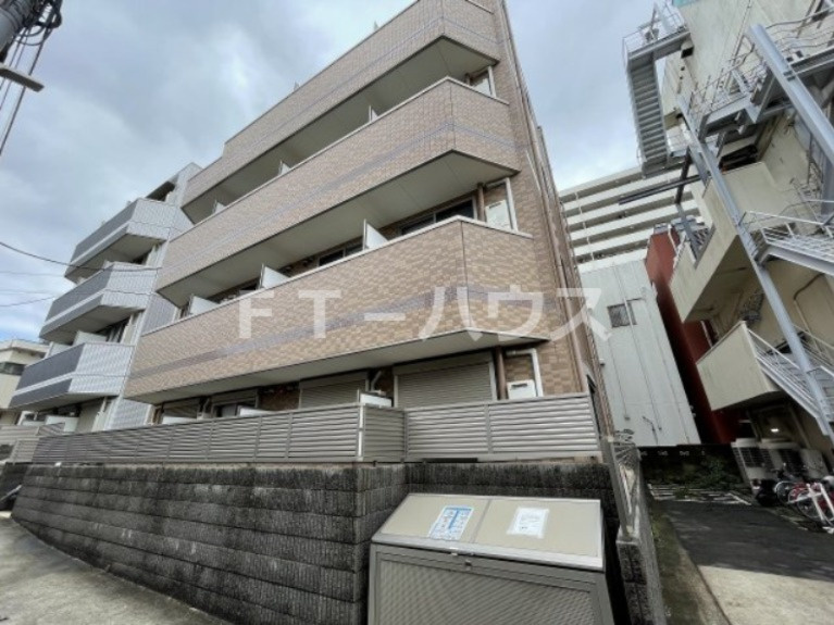 ＫＡＮＥＮＡＲＩ和光前原　２０１の外観
