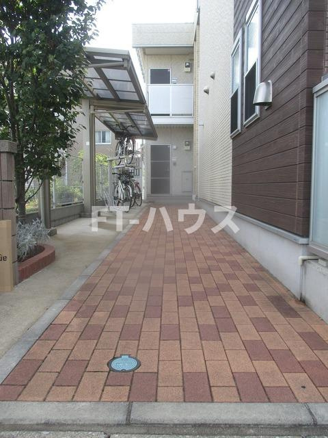リブリ・ザーネ トッシのロビー