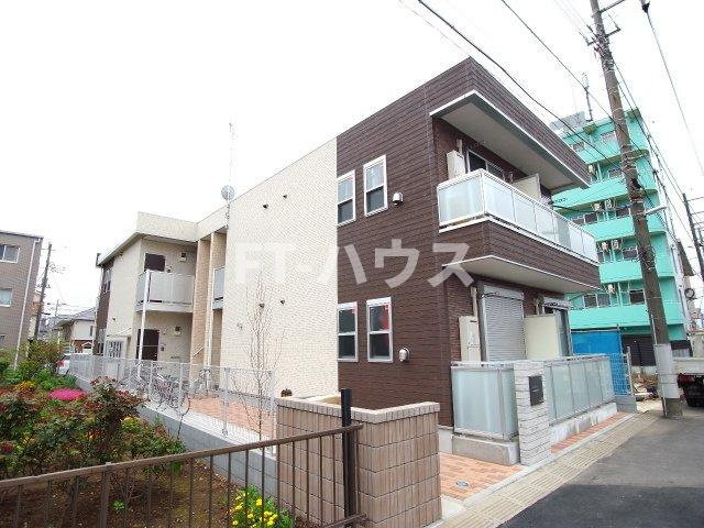 リブリ・ザーネ トッシの外観