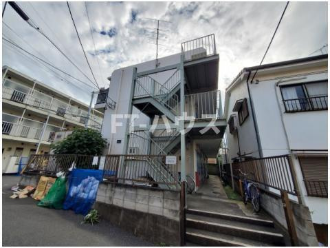 パレスハイツ津田沼のエントランス