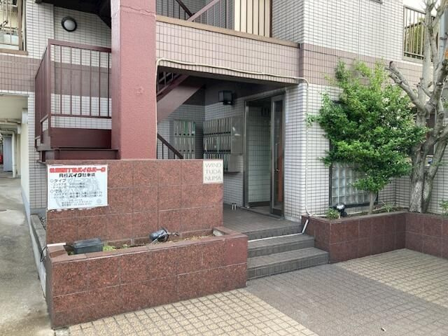ウィンド津田沼のエントランス