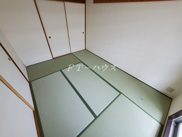コンフォート津田沼弐番館の和室