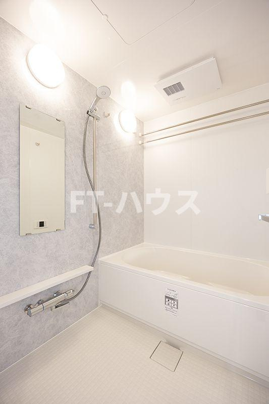スカイグランデ津田沼の浴室