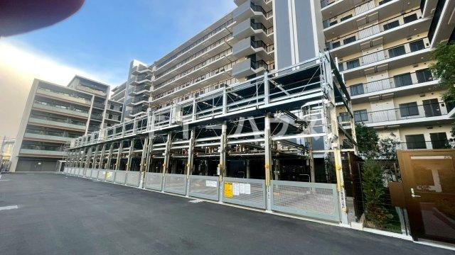スカイグランデ津田沼の駐車場