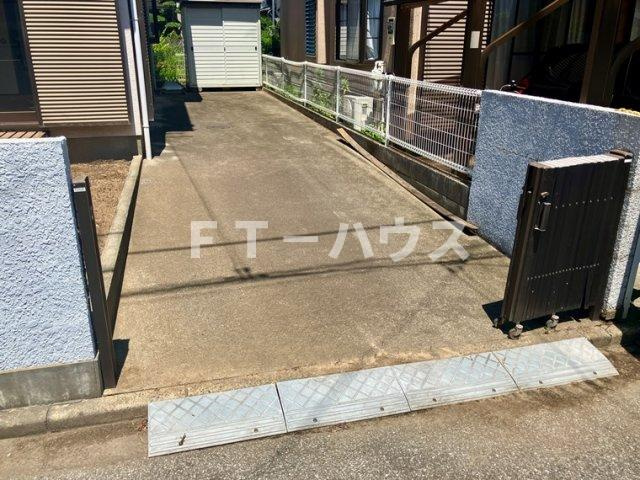 田喜野井戸建の駐車場|駐車場があるので、車を買う予定の方も安心です
