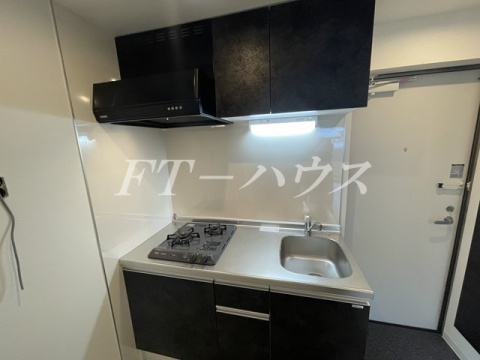 ジーメゾン薬園台のキッチン