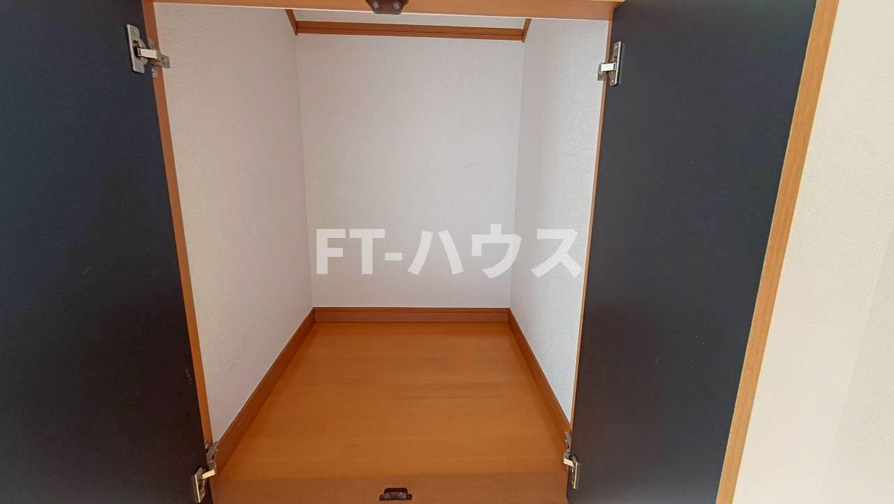 田喜野井町戸建ての収納