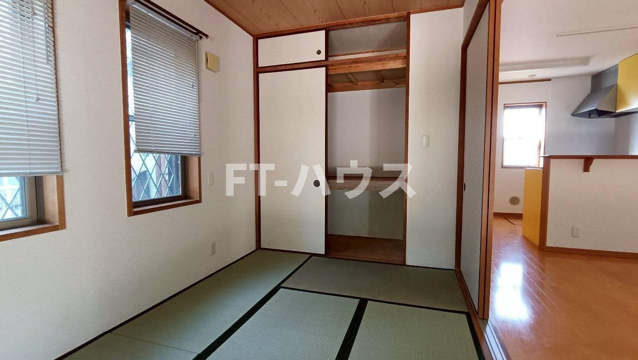 田喜野井町戸建ての和室