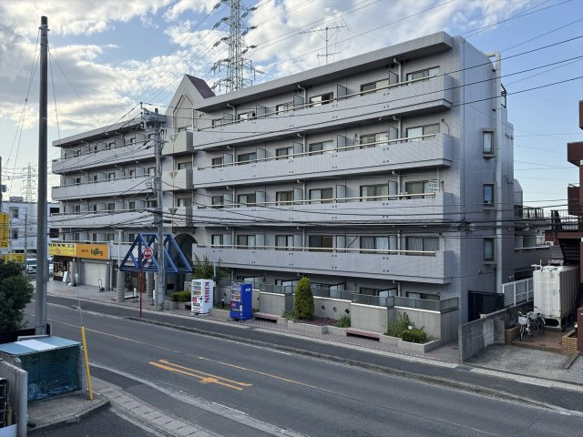津田沼ダイカンプラザシティの外観