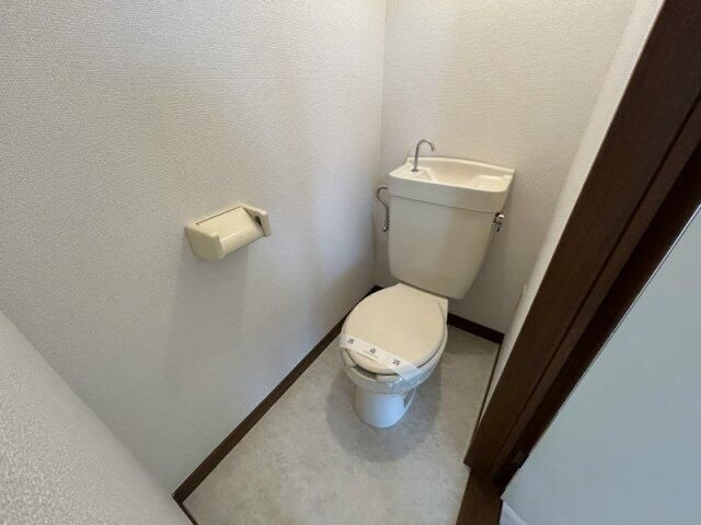 ベルエアー三ノ輪のトイレ