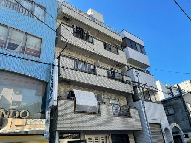 ベルエアー三ノ輪の外観