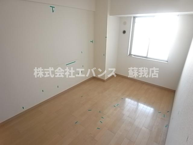 【寝室】 | エコロジー千葉みなとレジデンス | 使い勝手のいい寝室です
